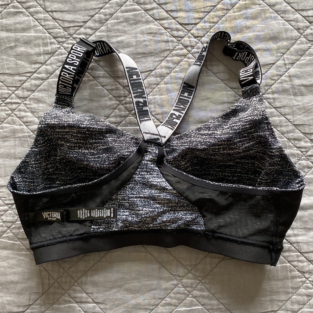 •Victoria’s Secret Sport •Criss-Cross Back Athletic Sports Bra - Picture 4 of 5